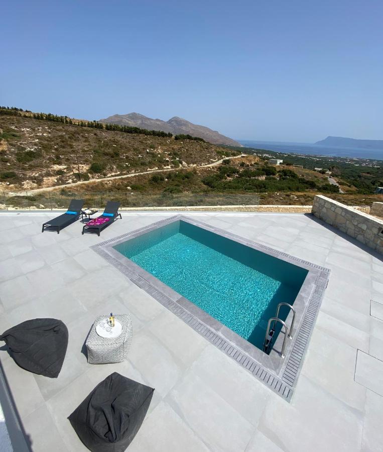 Luxurious Villa Cretan Aura With Private Heated Pool, Jacuzzi And Playroom Agios Ioannis  Zewnętrze zdjęcie